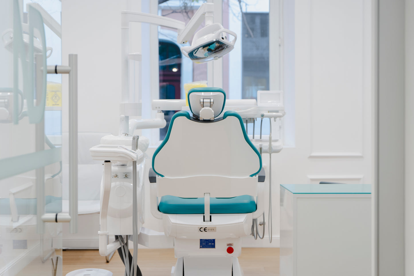 DENTAL CHAIR AND UNIT