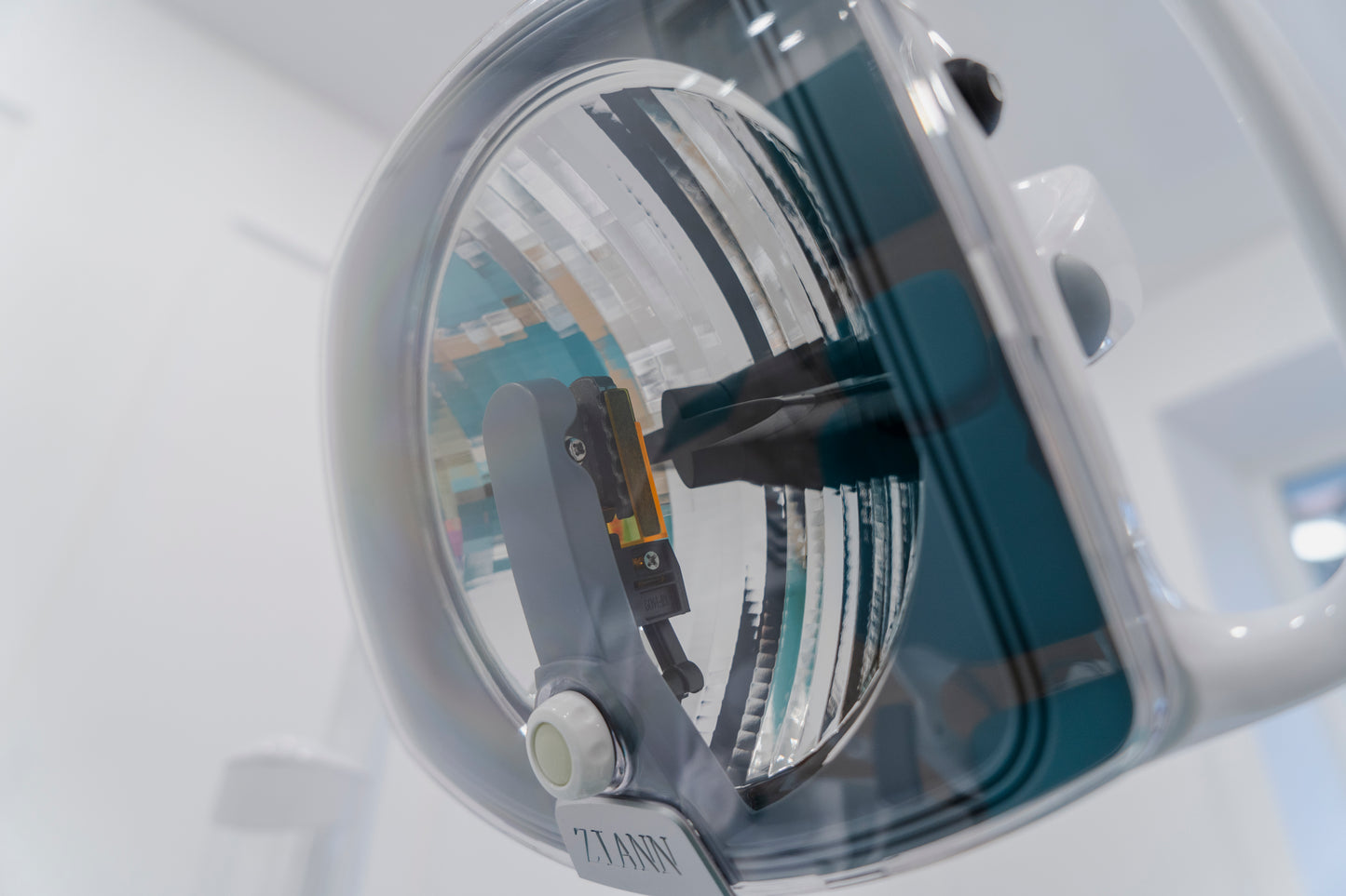 DENTAL CHAIR AND UNIT
