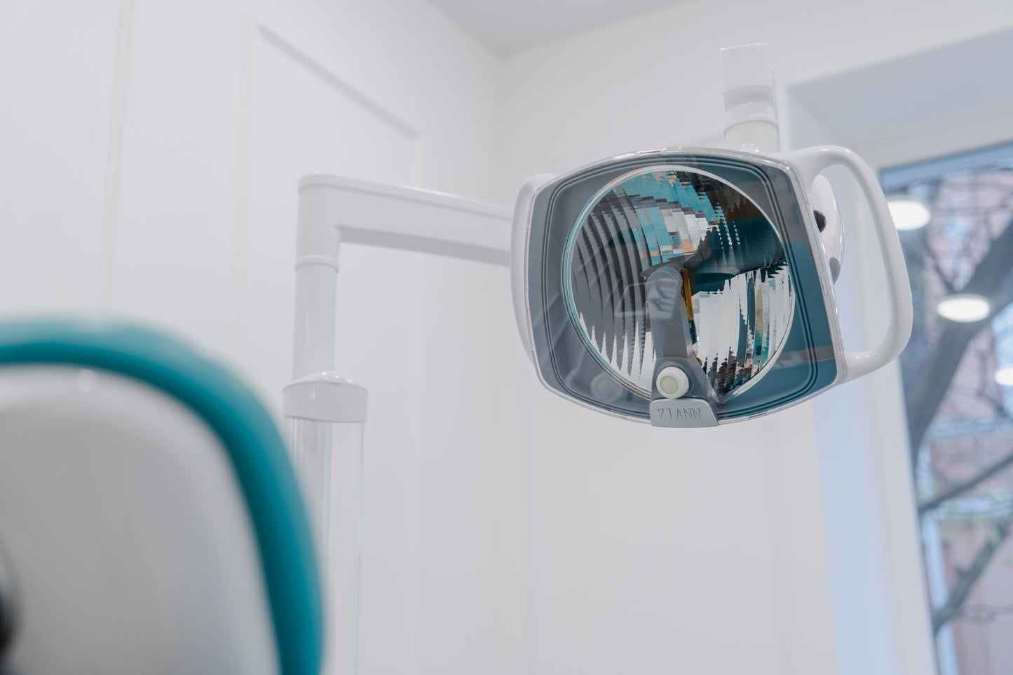 DENTAL CHAIR AND UNIT