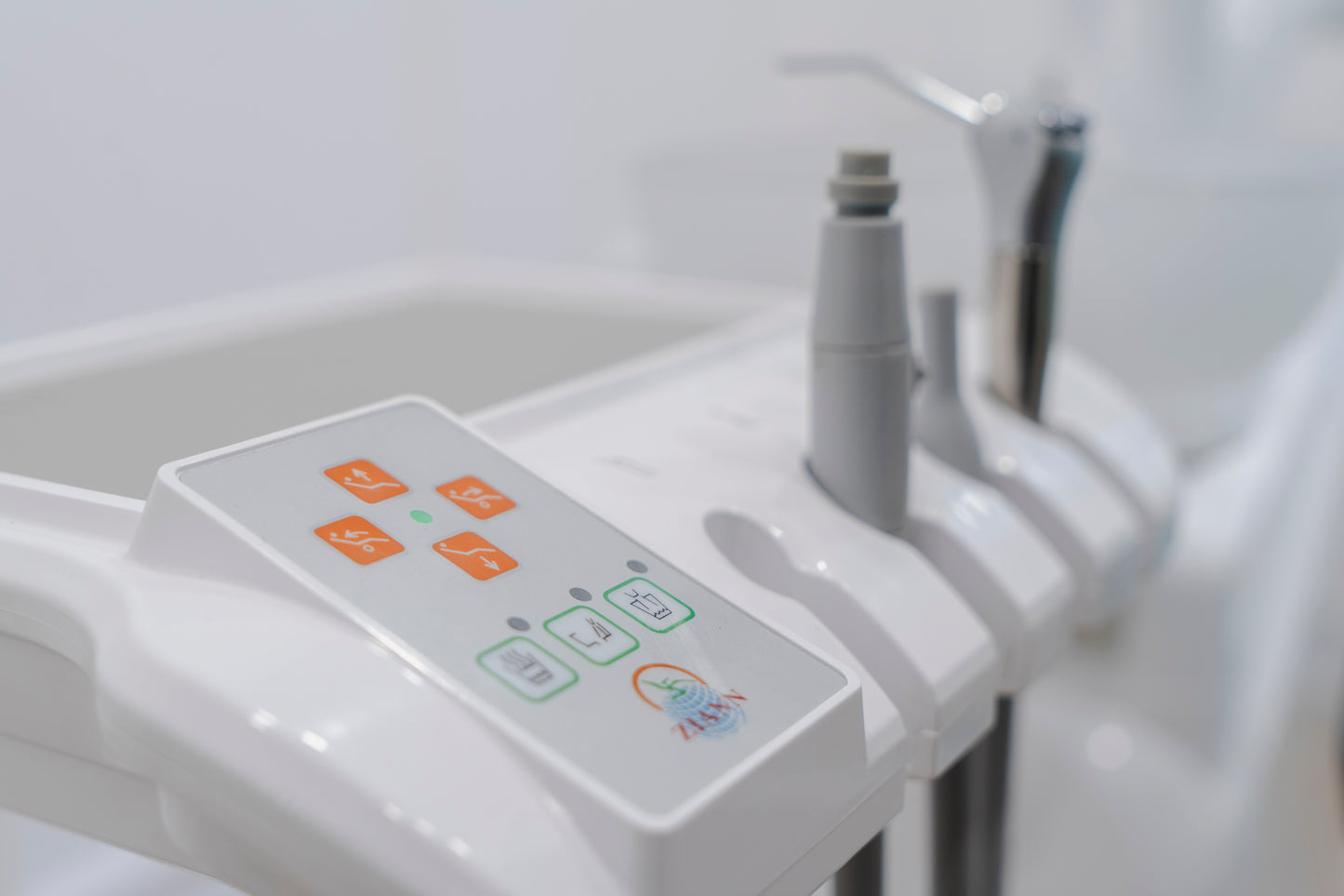 DENTAL CHAIR AND UNIT